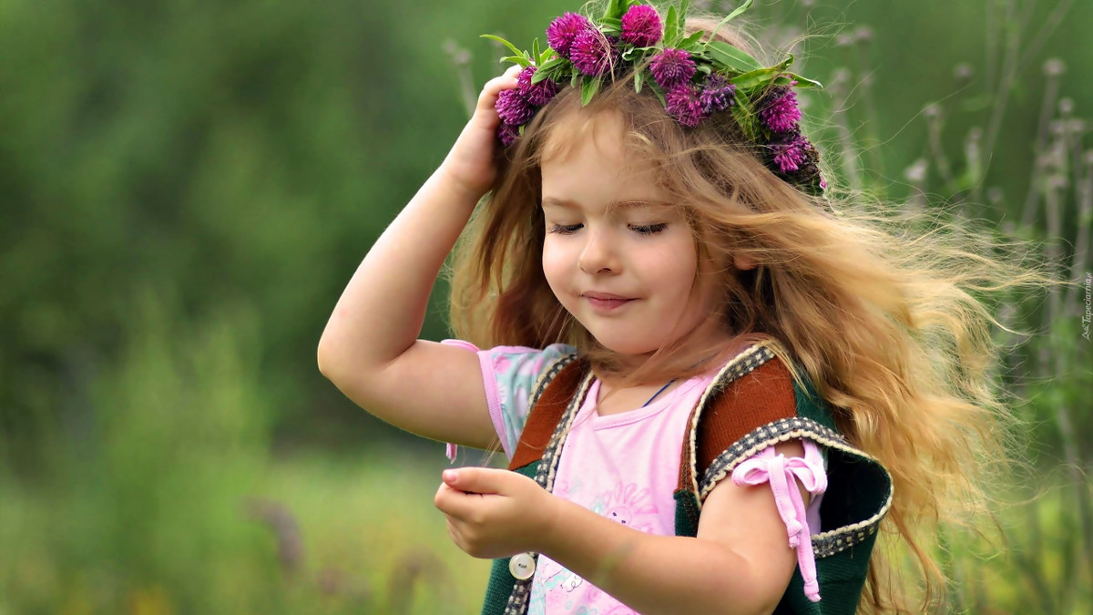 Tuổi Mão: Ngũ hành của người tuổi Mão thuộc Mộc, âm Mộc có thể “tụ tài”. Mùa hè, Âm Môc lại càng vượng phát, nên tài vận của người tuổi Mão vô cùng hanh thông. Ảnh: anapnoes.gr.