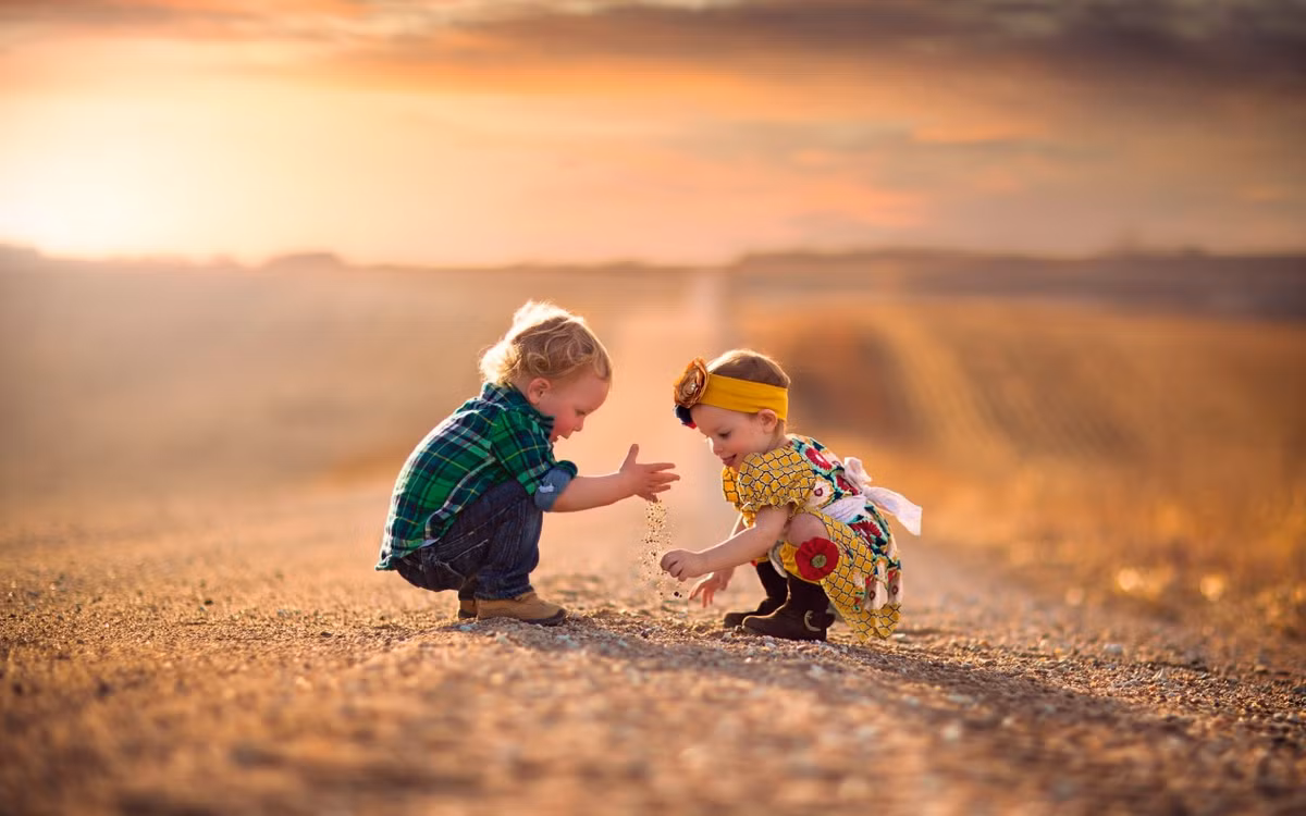 Tuổi Thân: Người tuổi Thân luôn lạc quan chính vì thế không khí gia đình của con giáp này luôn vui tươi, hạnh phúc. Điều này rất có lợi cho sự phát triển về thể chất, tinh thần đặc biệt là trí tuệ của trẻ. Ảnh: image.baidu.com.