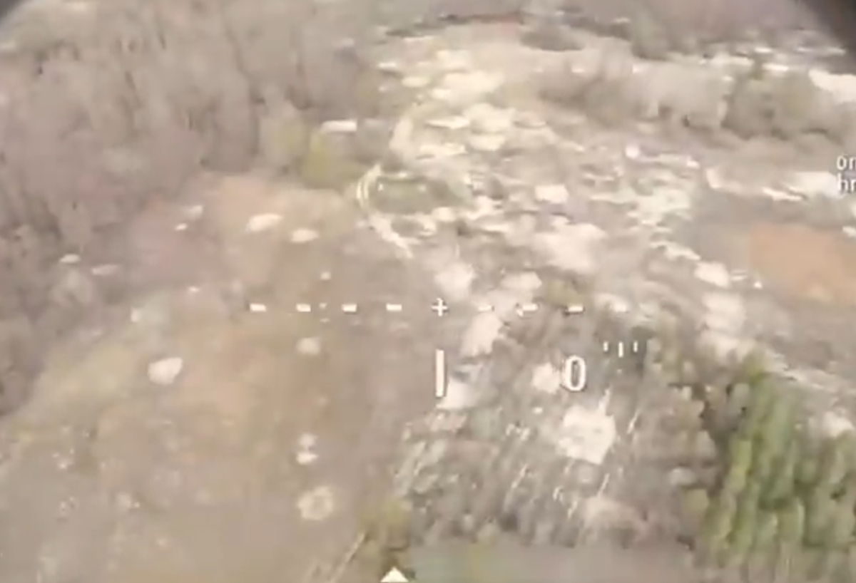 Nhưng thách thức này không hoàn toàn mới, bởi lực lượng Ukraine trước đây đã thử nghiệm trang bị súng máy và súng phóng lựu cho máy bay không người lái. Ảnh: @Archer83Able.