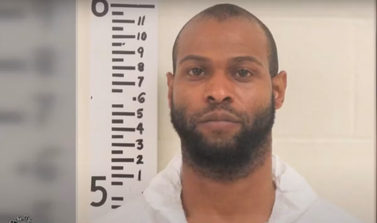 Cô ấy đã rất phấn khích vào tháng 3 năm 2021, khi cô ấy và bạn trai Jeffrey Buchanan, một người đàn ông mà cô ấy coi là "người bạn tâm giao", cùng đi dạo dọc bãi biển thơ mộng. Nhưng rồi cô ấy không bao giờ quay trở lại. Ảnh: @CBS Boston.