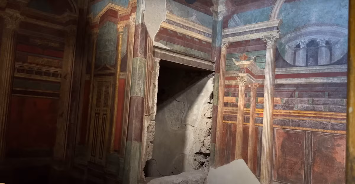 Cho đến nay, nó đã thách thức sự tàn phá của thời gian và sức mạnh hủy diệt của vụ phun trào núi lửa. Biệt thự này hơn 2.000 năm tuổi, vẫn giữ được phần lớn cấu trúc ban đầu của nó một cách đáng kinh ngạc. Ảnh: @History Victorum.