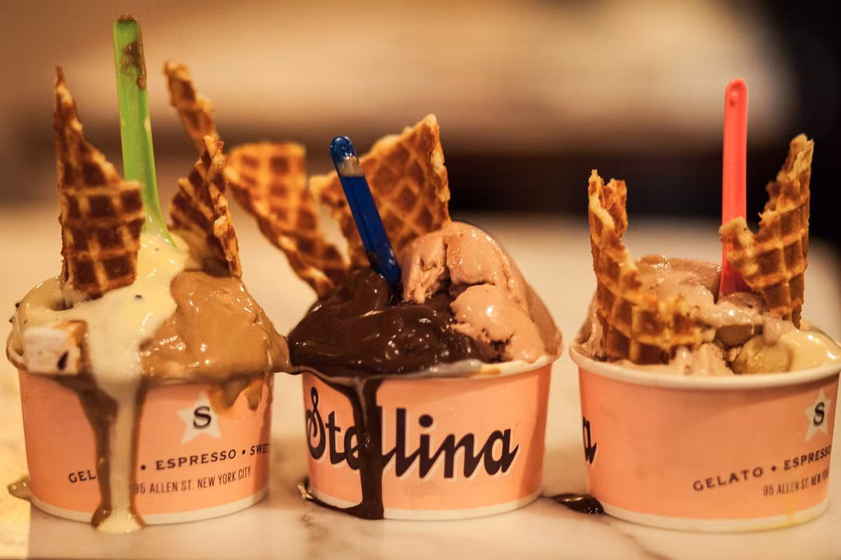 Tuổi Tuất: Công việc: công việc đi xuống, nên chú tâm vào công việc. Tài vận: đề phòng tiểu nhân ghen ghét, ám hại. Tình cảm: đừng để công việc bận rộn ảnh hưởng đến chuyện tình cảm lứa đôi. Ảnh: observer.com.