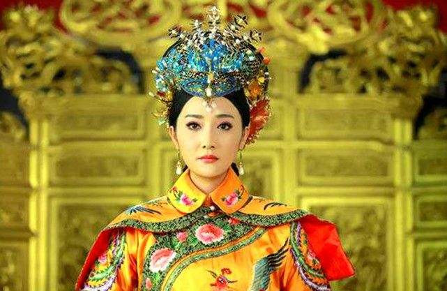 Bối Mộc Bối Thái khi đó đã là Trang Phi thấy tình hình như vậy, đã đích thân đến thuyết phục. Bà dùng kiến thức phong phú của mình để nói chuyện, khuyên giải đối với Hồng Thừa Trù. Sau nhiều ngày nỗ lực, cuối cùng bà cũng đã thuyết phục được Hồng Thừa Trù đầu hàng nhà Thanh, thành công giữ được một vị hiền thần cho triều đình Mãn Thanh. Nhân vật Hiếu Trang Thái Hậu được xây dựng trên phim ảnh, nguồn: baidu.com.