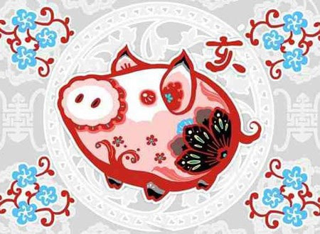 Cơ hội công việc làm thêm mới có thể khiến tuổi Hợi có chút lo lắng. Nhưng chính cảm giác thử thách lại giúp con giáp có thêm động lực cố gắng hết sức và đạt thành công mới, mang về một khoản thu nhập đáng kể trong tháng 7, cũng mở ra nhiều cơ hội làm ăn mới.