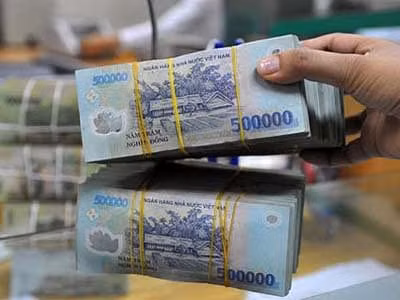 Nhược điểm lớn nhất của người tuổi Tý là dễ mềm lòng. Dù họ rất cẩn thận trong quản lý tiền bạc nhưng chỉ vì một phút mềm lòng mà bị người khác lừa gạt, lấy đi tiền bạc. Ảnh: vietstock.vn. 