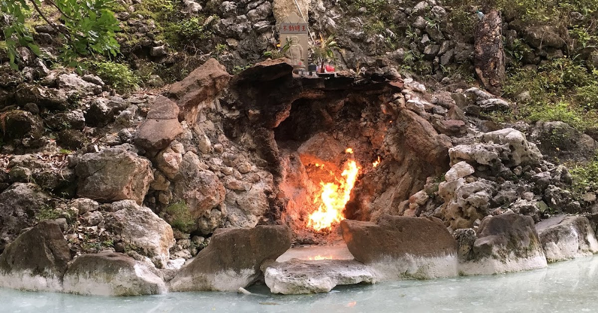 Theo trang web Du lịch Đài Loan, địa điểm này được cho là nơi hai con rồng, một con rồng lửa và một con rồng nước, đã chiến đấu khốc liệt cùng nhau. Ảnh: @Baihe Lotus Festival.