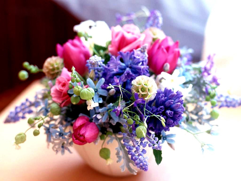 Theo dự đoán ngày mới 02/04/2017 cho 12 con giáp được đăng tải trên mạng SMXS ( Trung Quốc), công việc của người tuỏi Tý đi xuống, xảy ra mâu thuẫn, tranh cãi, đừng để việc riêng ảnh hưởng đến công việc chung. Tài vận: những khoản chi phát sinh ngoài ý muốn khiến tài vận hao tổn. Tình cảm: vận đào hoa rất sáng, nên biết nắm bắt cơ hội để tìm được ý trung nhân. Ảnh: vatgia.com.