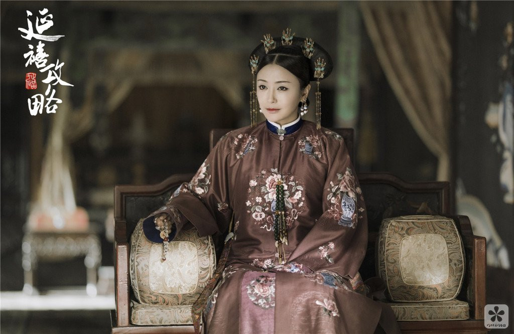 Sau khi gả cho Hoằng Lịch, Phú Sát Thị sinh được một con gái, không bao lâu sau lại sinh được một người con trai. Gả cho Hoằng Lịch chưa đến 3 năm mà đã sinh được ba người con, có thể nói khả năng sinh sản của Phú Sát Thị rất tốt. Nhưng trớ trêu là Hoảng trưởng nữ và Hoàng thứ tử sinh ra chưa được bao lâu thì đã qua đời. Ảnh: Hình tượng Hiếu Hiền Thuần Hoàng Hậu được xây dựng trên phim, nguồn: mina.com.cn.