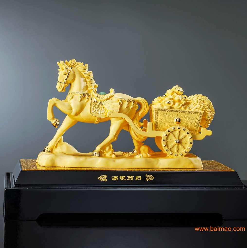  Số trời đã định, nếu kết hôn muộn dù khá đa tình và dễ vướng vào những cuộc tình ngắn ngủi nhưng ngoài 35, họ sẽ có số giàu có, sướng sung một đời. Bạn đời của họ sẽ chính là người đem lại may mắn, hạnh phúc lâu dài, an yên cho con giáp này.* Thông tin chỉ mang tính tham khảo, chiêm nghiệm