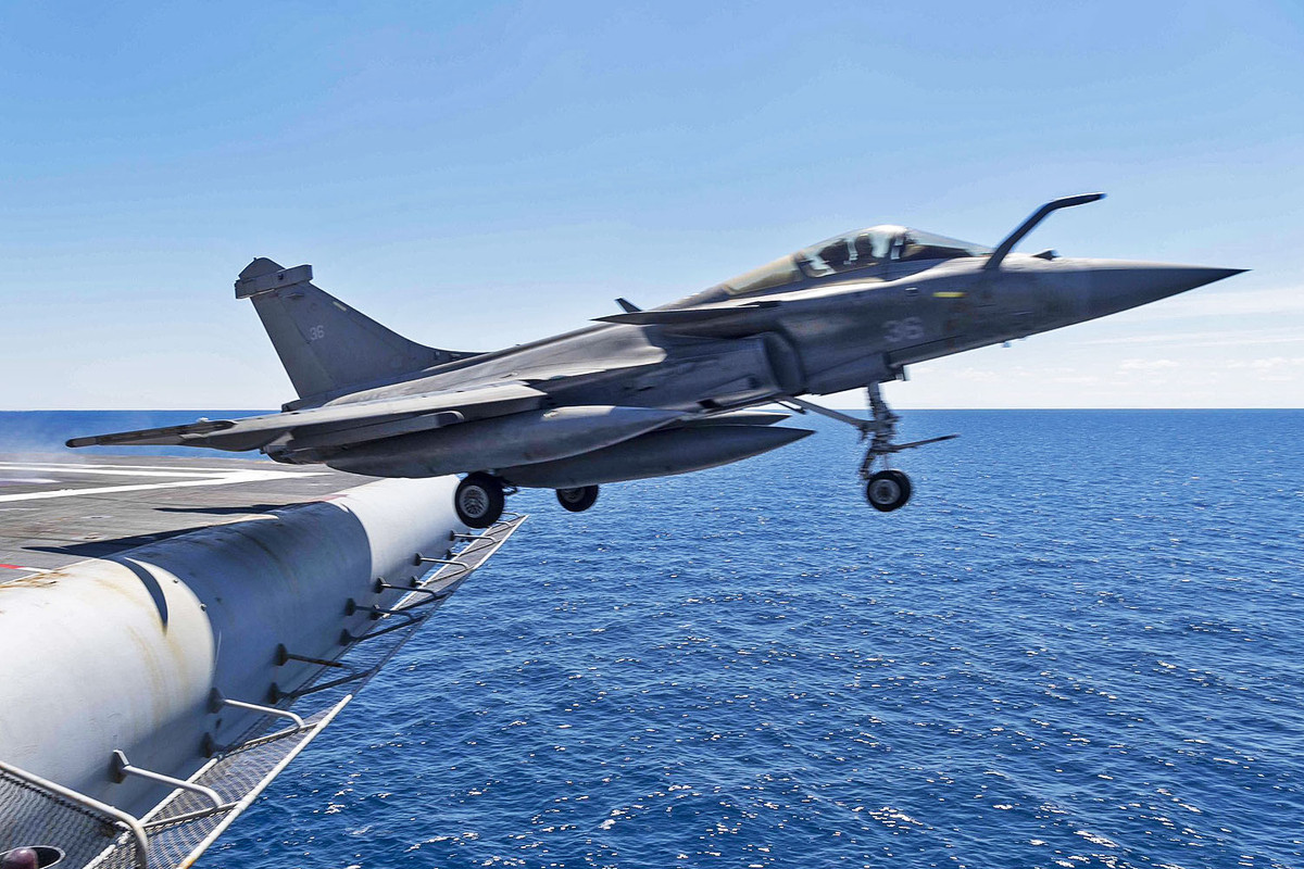 Tuy nhiên, giá của thỏa thuận là điểm đáng chú ý. Với giá 288 triệu đô la cho mỗi máy bay, Rafale M là một trong những máy bay chiến đấu đắt nhất từng được xuất khẩu, vượt qua chi phí của nhiều nền tảng máy bay thế hệ thứ năm. Ảnh: @Air Data News.