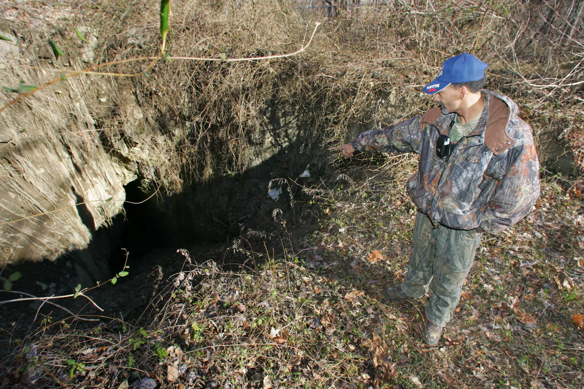 Trong thời gian hoạt động của mỏ, hàng ngàn công nhân đã làm việc trong điều kiện nguy hiểm, nhiều người đã mất mạng do sập hầm và các tai nạn khác. Mỏ cũng được biết đến với điều kiện làm việc kém và mức lương thấp. Ảnh: @northjersey.
