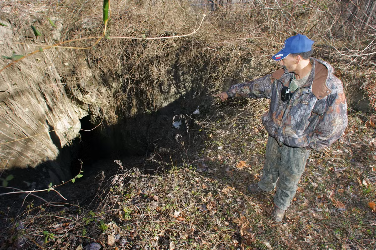 Trong thời gian hoạt động của mỏ, hàng ngàn công nhân đã làm việc trong điều kiện nguy hiểm, nhiều người đã mất mạng do sập hầm và các tai nạn khác. Mỏ cũng được biết đến với điều kiện làm việc kém và mức lương thấp. Ảnh: @northjersey.