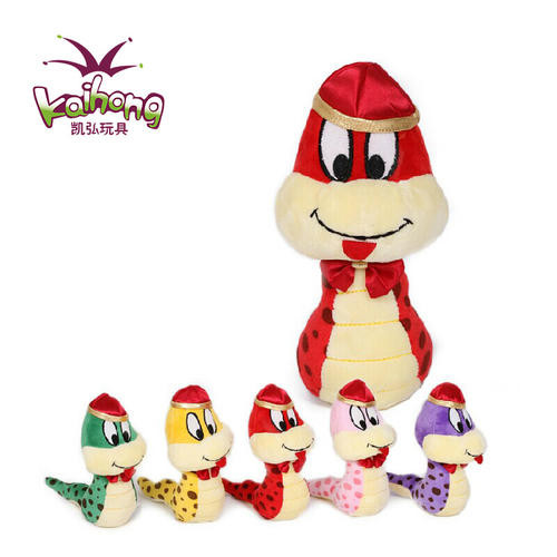  Tuổi Tỵ: Rũ bỏ được mọi gút mắc xưa cũ, đối diện với khó khăn và giải quyết được mọi chuyện đơn giản. Vượng vận đào hoa nên con giáp này cực kỳ dễ vướng vào tình một đêm. Được lãnh đạo ưu ái nên bạn trở nên khá tinh tướng. 