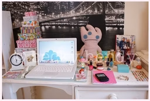 Những đồ thủ công có hình thù kì dị thường mang đến những điều không cát tường, không có lợi. Những đồ vật này dễ mang lại những chuyện không tốt như tranh chấp trong công việc, điều này vô tình phá hoại vận thế của bạn. Ảnh: pingxiaow.com. 