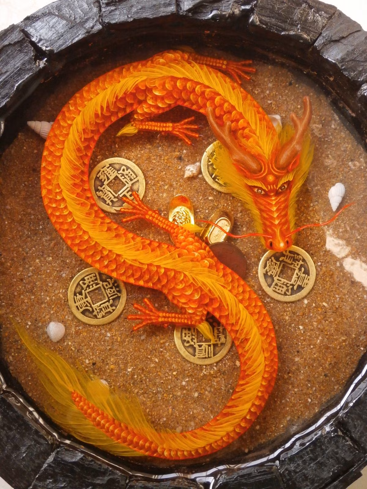 Trong 15 ngày tới, con giáp này sẽ hóa giải được hung tinh trong bản mệnh, kiếm được rất nhiều tiền bạc chân chính, vừa trả được nợ cũ lại hoàn thiện nền tảng kinh tế của bản thân vô cùng vững chắc. Nhờ được cát tinh cao chiếu, lại đức độ hơn người, họ sẽ làm đâu thắng đó, một vốn bốn lời, giành nhiều hợp đồng, dự án làm ăn béo bở, cuộc sống “một tấc đến trời”. 