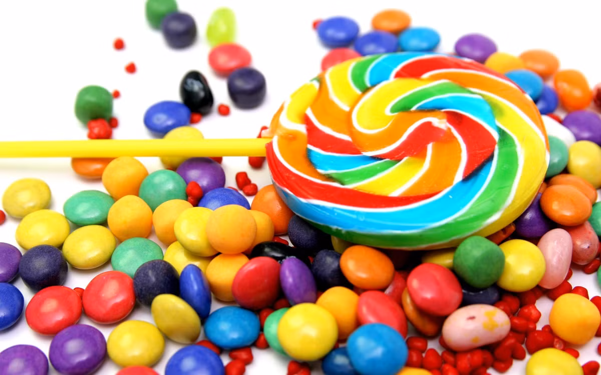 Tuổi Mão: Công việc: nên có sự bàn bạc với đồng nghiệp để hoàn thành tốt công việc. Tài vận: xuất hiện nhiều cơ hội cầu tài, kiếm lợi nhuận. Tình cảm: đề phòng vận đào hoa xấu đeo bám. Ảnh: zastavik.com.