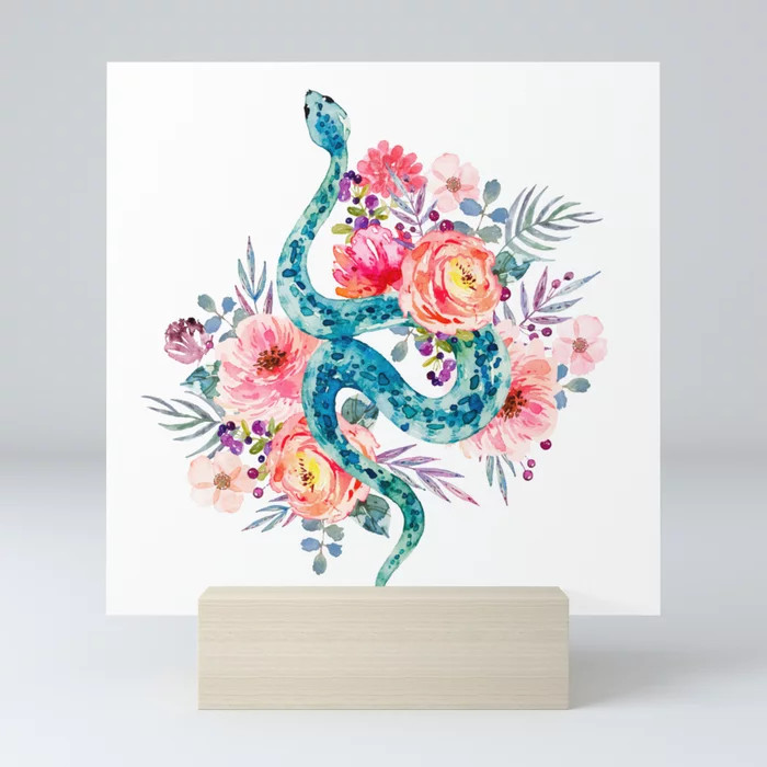  Tuổi Tỵ: Dự đoán ngày mới cho 12 con giáp cảnh báo đừng để những đồng tiền phi pháp làm dơ bẩn đôi tay, nếu không bạn sẽ phải trả giá đắt. Chú ý phòng ngừa tiểu nhân, hạn chế chi tiêu, không gây mâu thuẫn với gia đình người thương. 