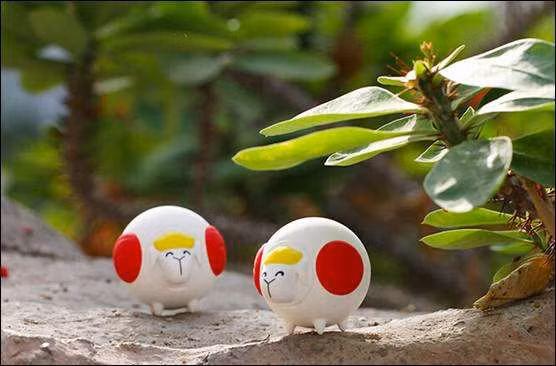 Trời sinh cho người nữ tuổi Mùi tính tình dịu dàng, giỏi giao tiếp, có lộc điền sản, đất đai. Sau khi có con, họ thậm chí còn hi sinh mọi sở thích, khao khát cá nhân và chung thủy một lòng một dạ với chồng. 