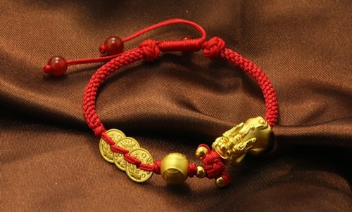 Cát tinh “Kim Quỹ” xuất hiện ở tài cung, sẽ mang lại cho người tuổi Thìn một tháng ấm no, không những được cấp trên tăng lương, tăng thưởng mà các khoản đầu tư tài chính bên ngoài cũng mang lại kết quả khiến con giáp này mãn nguyện. Ảnh: ngaynay.vn. (Bài viết chỉ mang tính tham khảo, cung cấp nội dung trắc nghiệm vui cho bạn đọc).