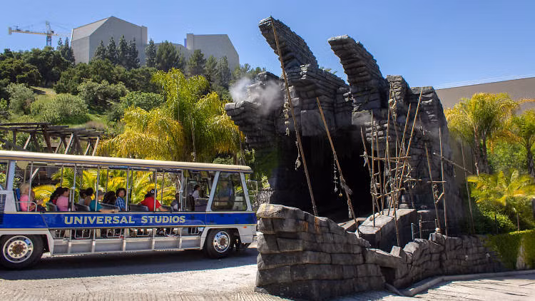 Ngoài ra, số khác khẳng định đã nhìn thấy hồn ma của một phi công, cũng có thể là linh hồn của một người đàn ông đã rơi xuống khu vực rồi tử vong từ một chiếc máy bay vào năm 1915. Ảnh: @Time Out.