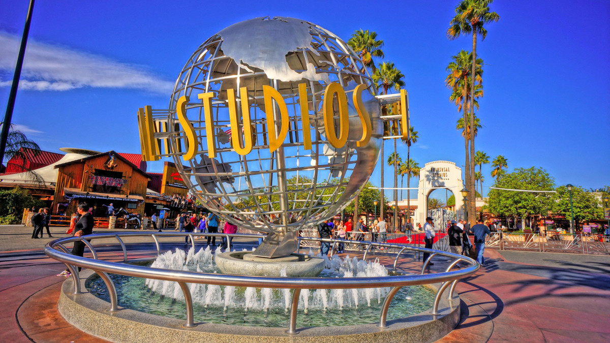 Công viên Chủ đề Hollywood, Universal Studios nằm ở Los Angeles đầy nắng. Nó được xây dựng vào năm 1965, và sau đó khu vực này nổi danh có rất nhiều ma. Ảnh: @Visit Anaheim.