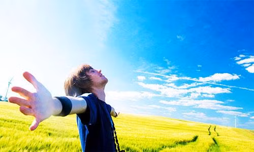 Tuổi Hợi: Vào thời điểm cuối tháng 6/2017, người tuổi Hợi sẽ liên tiếp nhận được nhiều tin vui bất ngờ. Họ được cấp trên ủng hộ và giúp đỡ nên thu được rất nhiều kết quả tốt trong công việc. Chuyện tình cảm của người tuổi Hợi trong thời gian cuối tháng cũng rất tốt đẹp, cuối cùng họ cũng tìm được nửa kia yêu thương của cuộc đời. Ảnh: thongnghet.com. (Bài viết chỉ mang tính tham khảo, cung cấp nội dung trắc nghiệm vui cho bạn đọc). 