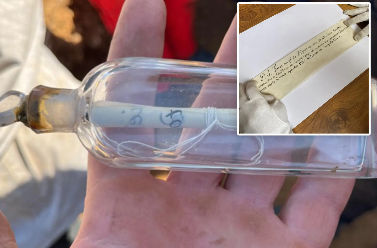 Chuyên gia Guillaume Blondel bày tỏ sự ngạc nhiên khi nhóm tìm thấy thông điệp này. "Đó thực sự là khoảnh khắc kỳ diệu. Chúng tôi biết rằng đã từng có những cuộc khai quật ở đây trong quá khứ, nhưng việc tìm thấy thông điệp này từ 200 năm trước thật là một điều bất ngờ", ông nói với Đài BBC News. Ảnh: @Guillaume Blondel.