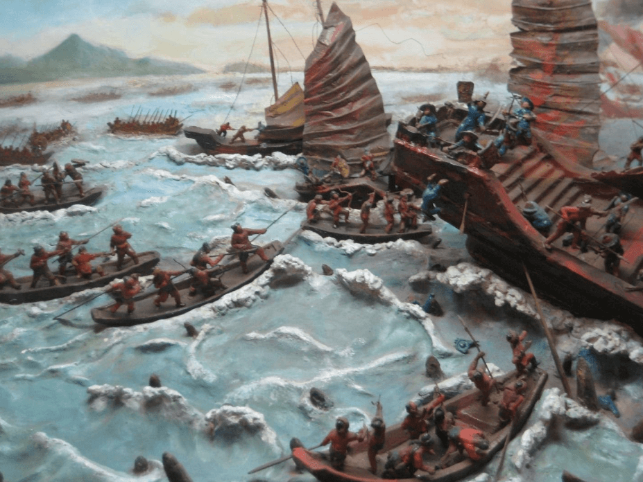 Trong cuốn sách, tác giả mô tả: Kiều Công Hãn quê ở Châu Phong (nay thuộc Phú Thọ) xuất thân từ gia đình có thế lực nhiều đời làm hào trưởng tại vùng này. Kiều Công Hãn có cha là Kiều Công Chuẩn và ông nội là Kiều Công Tiễn.