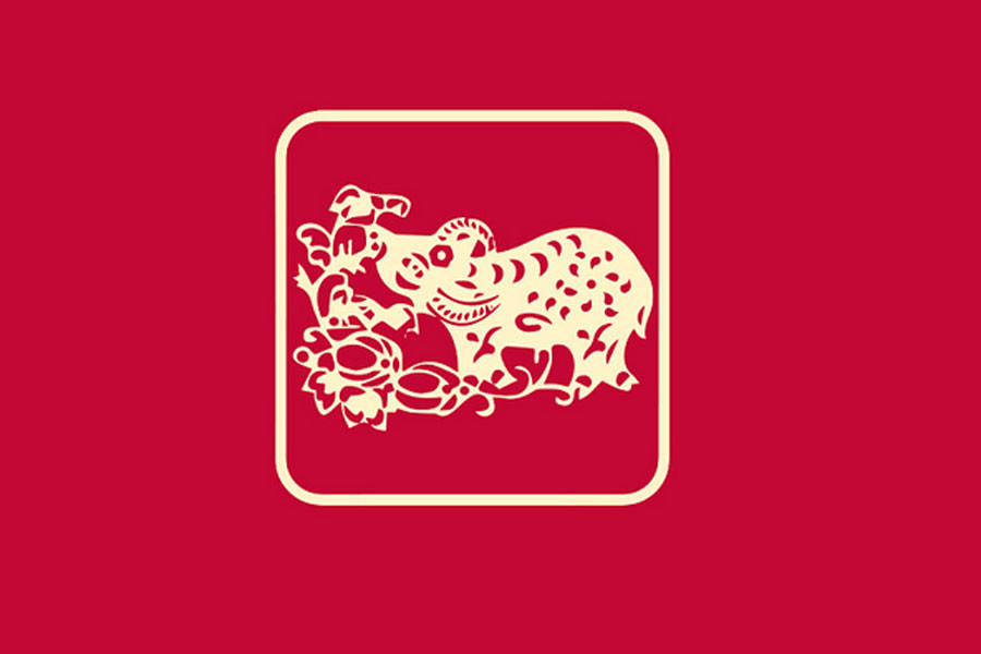  Tuổi Sửu: Tử vi 12 con giáp nhận định rằng, bạn có vận thế chung: 86. Sự nghiệp: xuất sắc bùng nổ, thăng chức tăng lương. Tài vận: dư dôi nhưng chi tiêu không có kế hoạch, hạn chế lãng phí. Tình cảm: hạnh phúc đến mức lo chuyện trăm năm. Hướng may mắn: Tây Bắc. 