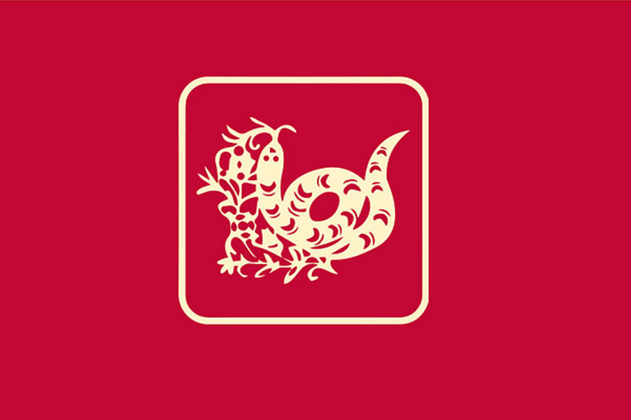  Tuổi Tỵ: Vận thế chung: 80. Sự nghiệp: bế tắc, áp lực khiến bạn trở nên độc đoán, thiếu tính hợp tác, không chịu thích nghi với hoàn cảnh. Tài vận: tử vi tháng 6 12 con giáp cảnh báo, họ sẽ bị hao tài tổn lộc, cần sự trợ giúp của bạn bè, người thân. Tình cảm: bắt đầu mối quan hệ mới, hạnh phúc, ấm êm. Hướng may mắn: Đông Bắc. 