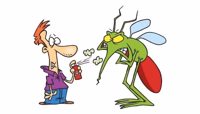 Thời điểm cuối Xuân- đầu Hè muỗi và côn trùng sinh sôi nảy nở rất nhanh. Để diệt muỗi nhanh, nhiều người chọn sử dụng các loại xịt muỗi có nguồn gốc hóa học. Các loại thuốc xịt muỗi hóa học này có ưu điểm là hạ gục nhanh, xịt một phát muỗi chết luôn. Tuy nhiên, chúng cũng được tiềm ẩn nhiều nguy cơ đối với sức khỏe.