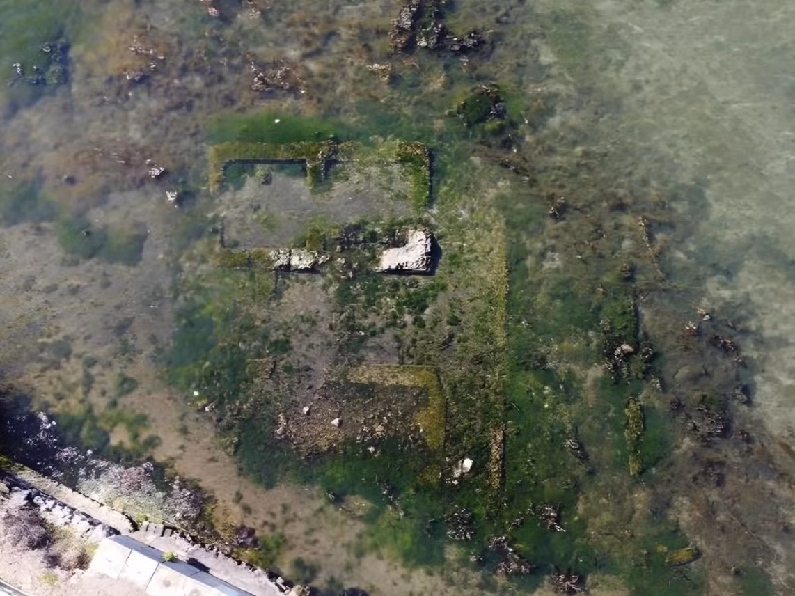 Khám phá này cũng nhấn mạnh mối quan hệ năng động giữa thiên nhiên và lịch sử con người. Khi hiện tượng bradyseism định hình lại vùng đất, nó sẽ tiết lộ thêm những điều ẩn giấu từ lâu của quá khứ đầy màu sắc, và nhiều câu chuyện di sản văn hóa rực rỡ khác của Ý. Ảnh: @Archaeology. 