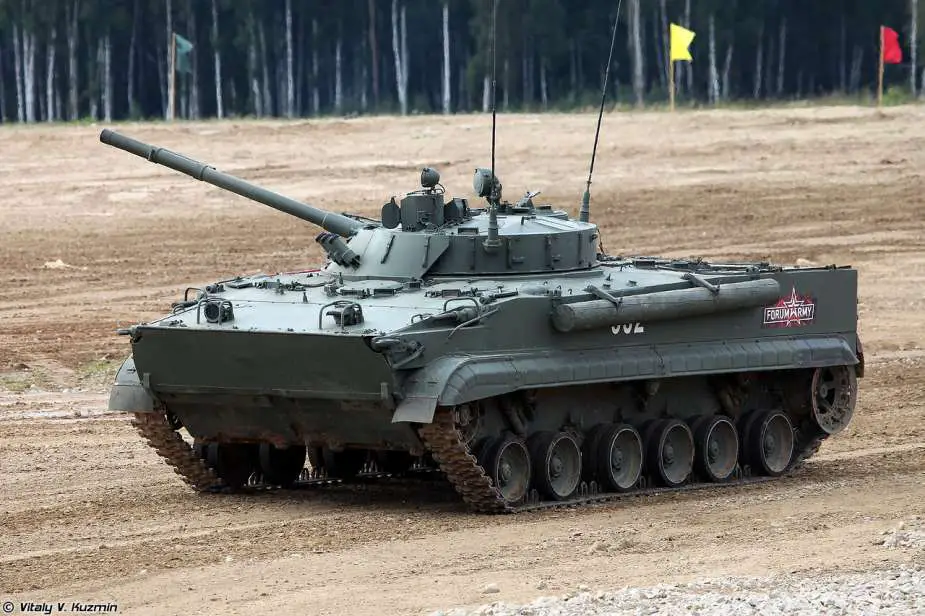 Mặc dù hỏa lực của BMP-3 rất đa dạng, nhưng khả năng bảo vệ của nó từ lâu đã là một điểm gây tranh cãi, đặc biệt là khả năng chống lại các vũ khí chống tăng hiện đại. Ảnh: @Army Recognition.
