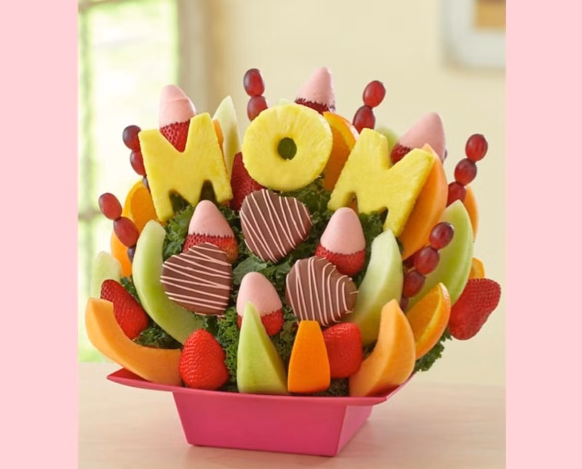 Tuổi Thìn: Công việc: nên có sự điều chỉnh trong công việc. Tài vận nên tiết kiệm chi tiêu. Tình cảm: nên trân trọng tình cảm hiện tại. Ảnh: thinairadio.org.