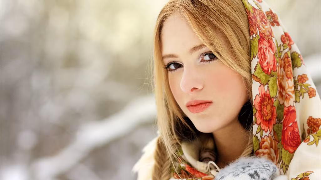 Phụ nữ tuổi Tuất là người rất giỏi trong việc hiểu ý người khác và họ sẽ giải quyết vấn đề theo lý tính. Sự nhiệt tình, tự tin của họ hỗ trợ rất nhiều cho những quyết định quan trọng cho sự nghiệp của bạn đời. Cưới được phụ nữ tuổi Tuất, người đàn ông nhất định sẽ vượng nghiệp vượng tài, con đàn cháu đống. Ảnh: thoitiet360.com.