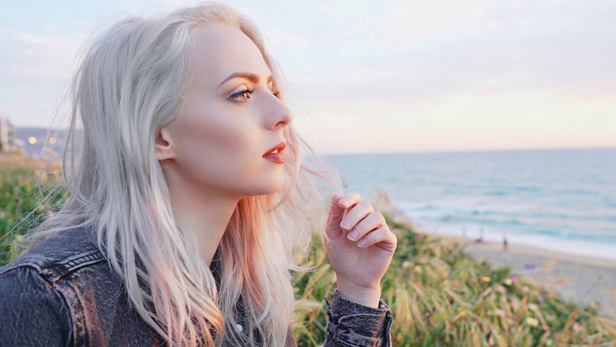 Cũng theo dự đoán cho 12 con giáp, công việc của người tuổi Sửu không thuận lợi, dù rất nhiệt tình trong công việc nhưng hôm nay dễ xảy ra bất đồng ý kiến với cấp trên. Tài vận: có cơ hội cầu tài. Tình cảm: đừng để chuyện công việc ảnh hưởng đến tình cảm lứa đôi. Ảnh: youtube.com.