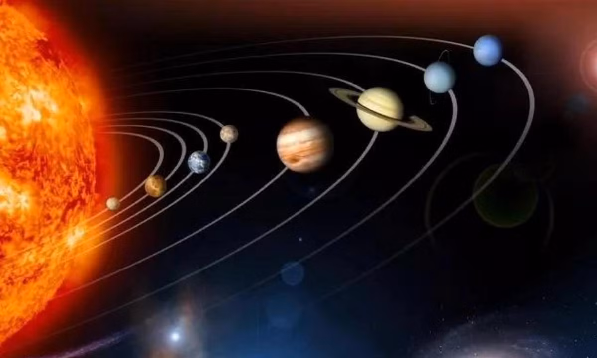 Sao Mộc nằm ngay trên giới hạn khổng lồ, nó thấp hơn khối lượng của một ngôi sao. Nó chính là khối lượng nhỏ nhất mà một vật thể có thể hình thành từ các đám mây phân tử này.