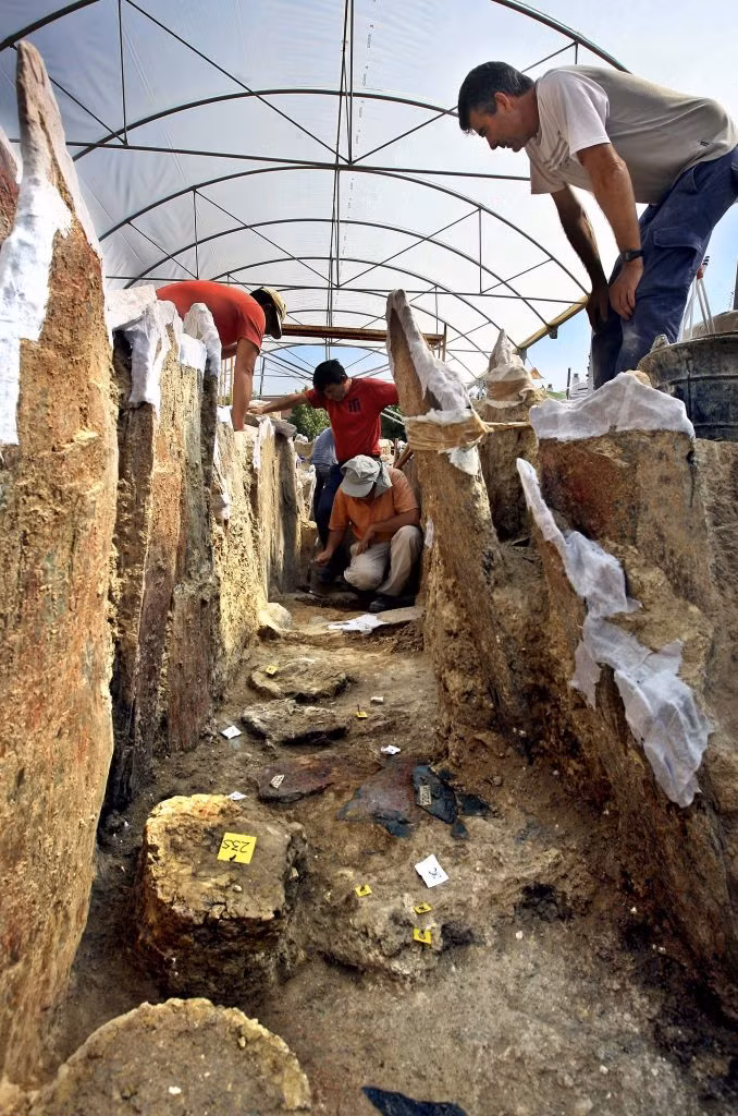 Được biết, Montelirio tholos nằm trong khu di tích lớn Valencina. Khu di tích này nổi tiếng là nơi chôn cất "Quý bà Ngà voi", ban đầu bị xác định nhầm là một người đàn ông. Ảnh: @bensozia.
