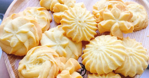 Bên cạnh đó, bánh quy cung cấp năng lượng trong thời gian ngắn, giúp bạn cảm thấy no song sẽ khiến bạn nhanh chóng đói trở lại. Tới trưa, lượng đường trong máu sẽ giảm đáng kể.