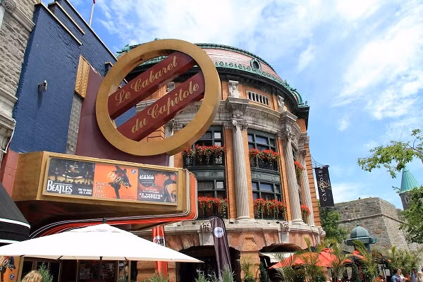 Nhà hát Le Cabaret du Capitol Québec phục vụ người dân địa phương từ năm 1903.