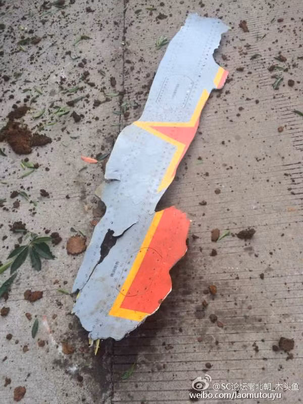 Theo Defence Blog, khoảng 70 chiếc máy bay JH-7 đang hoạt động trên toàn thế giới. Chiếc máy bay này có thể hoạt động cả ngày lẫn đêm trong mọi điều kiện thời tiết. Ảnh: Weibo.