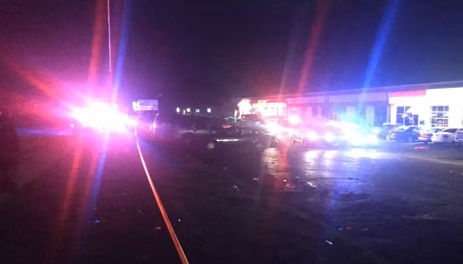 Hien truong xa sung kinh hoang o My, 9 nguoi thuong vong-Hinh-5