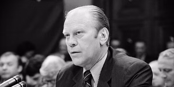 Trong khi đó, cựu Tổng thống Mỹ Gerald Ford từng làm nhân viên trong Công viên Quốc gia Yellowstone.