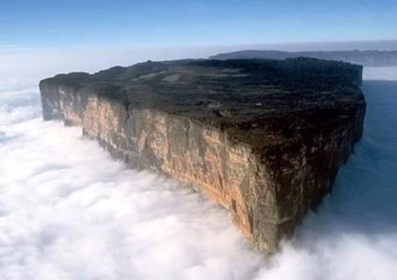 Phong cảnh như chốn thiên đường ở núi Roraima, Venezuela.