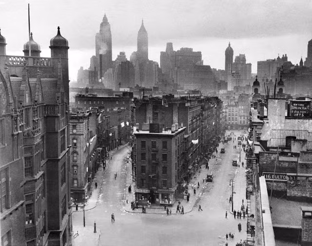 Những ngôi nhà cao tầng san sát nhau ở Manhattan năm 1933.