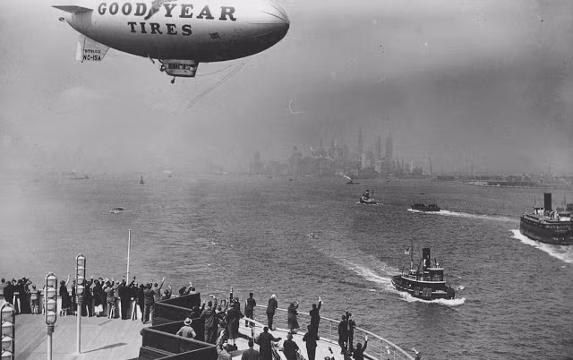 Cảng New York năm 1935.