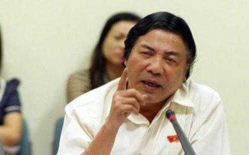 Cũng theo ông Khánh, hiện tại ông Nguyễn Bá Thanh vẫn đủ sức khỏe để ký các văn bản giải quyết công việc liên quan. “Chúng tôi thường xuyên liên lạc với Trưởng ban Nội chính Trung ương về tình hình sức khỏe và báo cáo các vấn đề liên quan đến công việc”, ông Khánh nói.