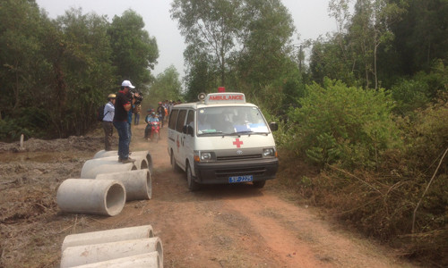 1. Trực thăng UH-1 rơi tại Bình Chánh, 4 chiến sĩ hy sinh. Sáng 28/1, trực thăng quân sự UH-1 đã mất tích sau khi rời khỏi sân bay Tân Sơn Nhất vài phút. Cụ thể, trực thăng quân sự UH-1 cất cánh vào lúc 7h15 và mất liên lạc vào lúc 7h23 sáng. Trên trực thăng có 4 phi công. Sau đó không lâu, trực thăng này đã được phát hiện rơi ở nông trường Phạm Văn Hai, ấp 4 thuộc huyện Bình Chánh, TP HCM. 4 chiến sĩ trong tổ lái đã hy sinh.