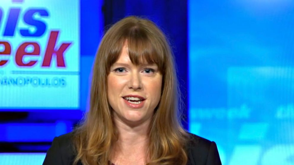 Bà Kate Bedingfield sinh năm 1982 tại Georgia, Mỹ. Bà tốt nghiệp cử nhân trường Đại học Virginia. Ảnh: ABC.