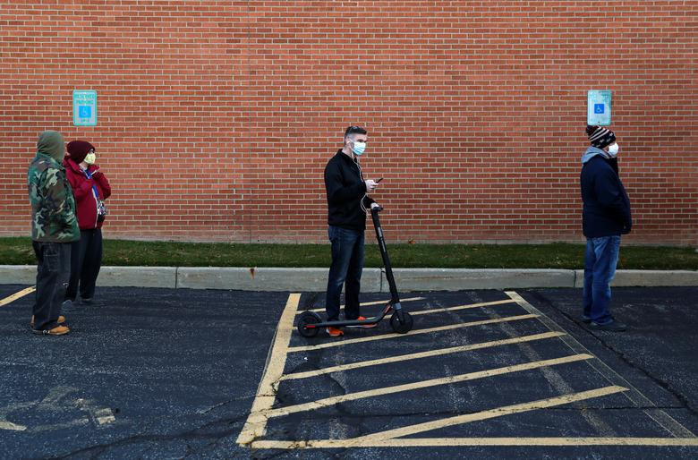 Cử tri ở Grand Rapids, Michigan, đi bỏ phiếu ngày 3/11.